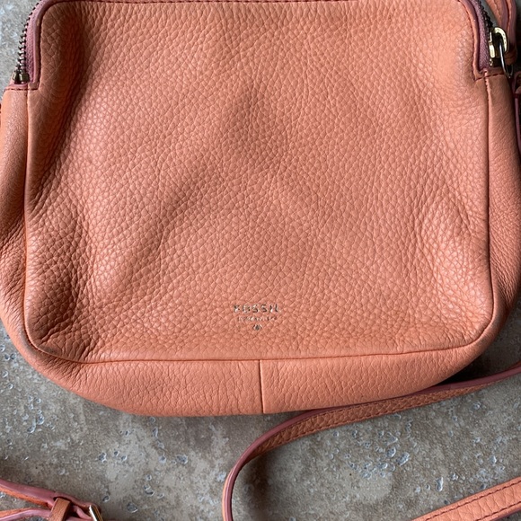 Fossil leather small crossbody Coral - Picture 2 of 9